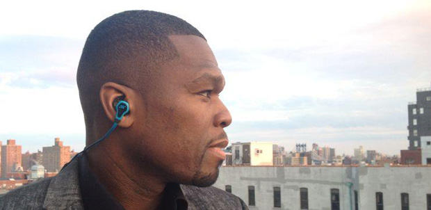 50 Cent presenta auriculares para el gym