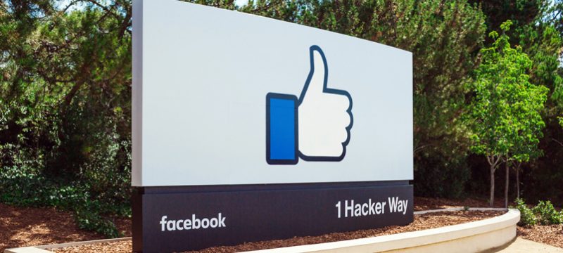 2 mil millones Facebook