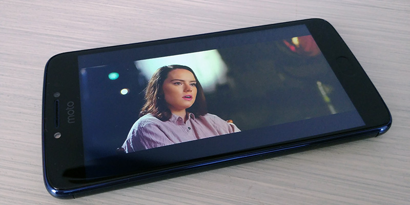 Moto E4 Plus 2017 video