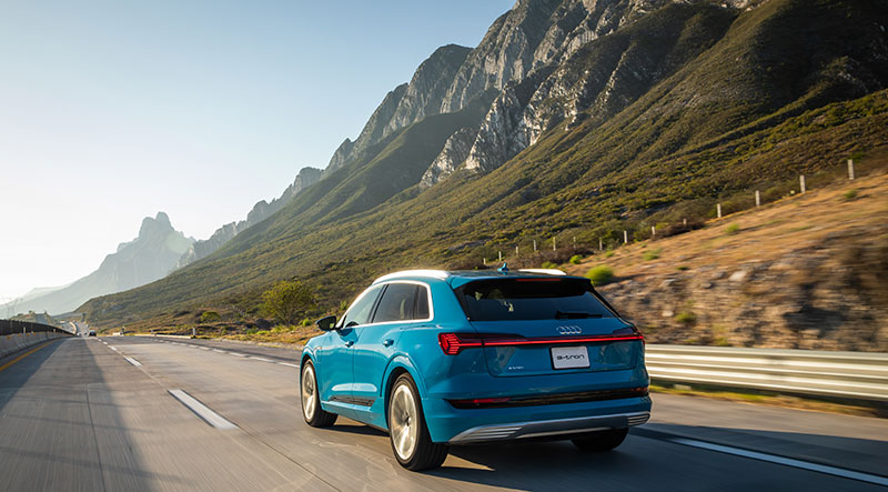 Audi e-tron Mexico atras