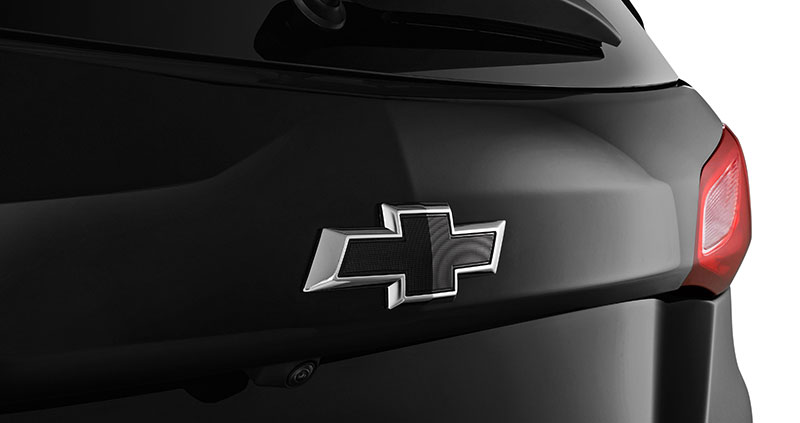 Chevrolet Equinox Midnight Mexico bowtie trasera
