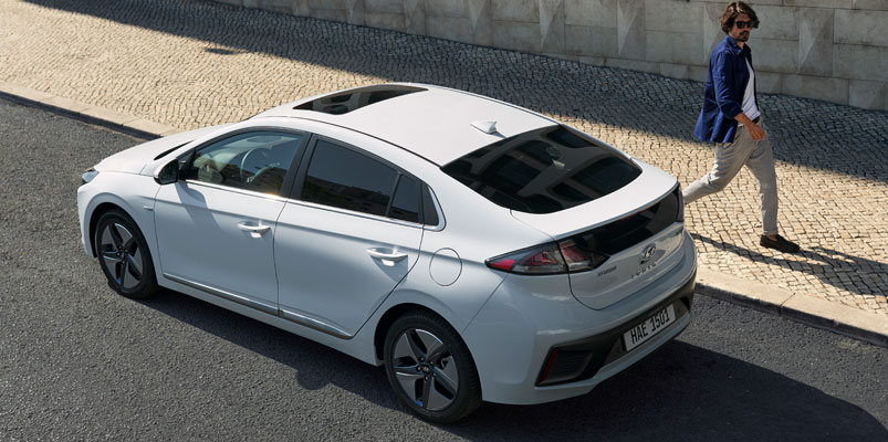Hyundai Ioniq 2020 arriba