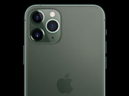 iPhone 11 carga reversible