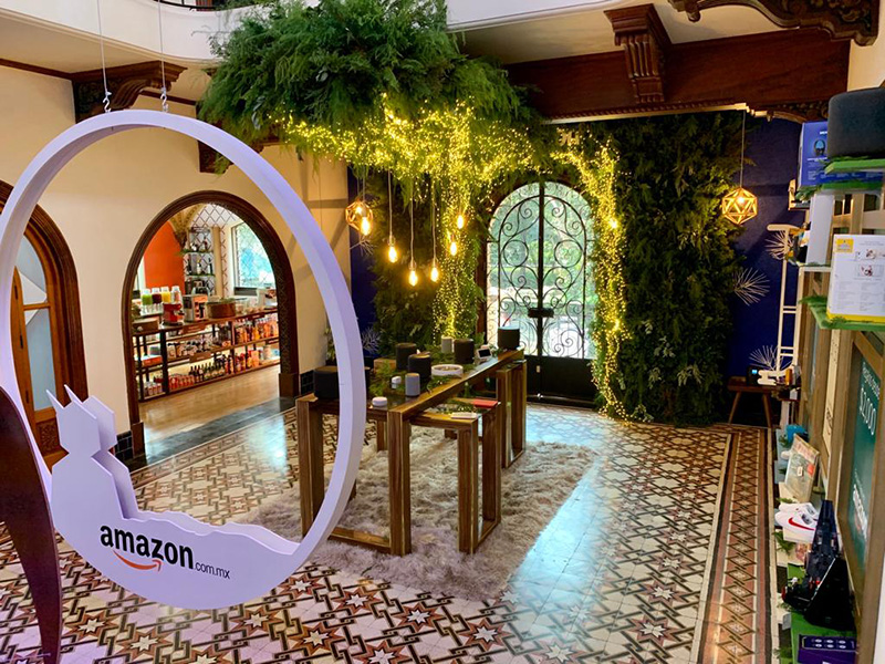 Amazon Holiday House Lobby