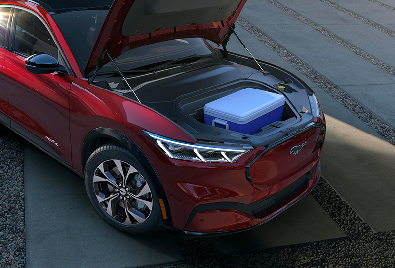 Ford Mustang Mach-E cajuela frontal