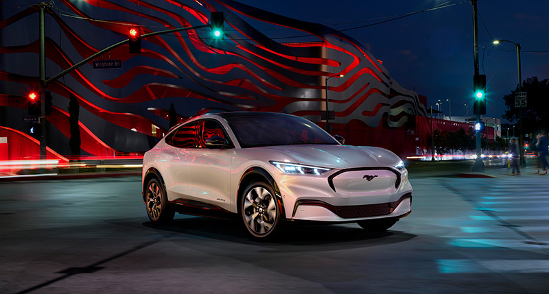 Ford Mustang Mach-E frontal