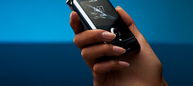Motorola RAZR flexible cerrado