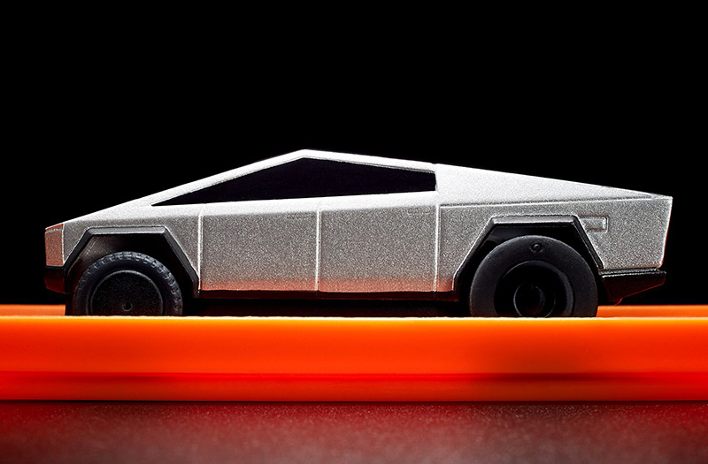 Hot Wheels Tesla Cybertruck pista 3 pulgada lado