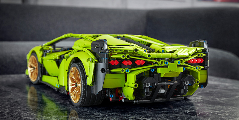 Lamborghini Sián FKP 37 de LEGO Technic trasera