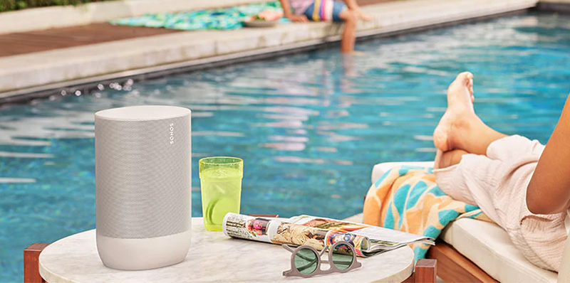 Sonos Move Lunar White agua