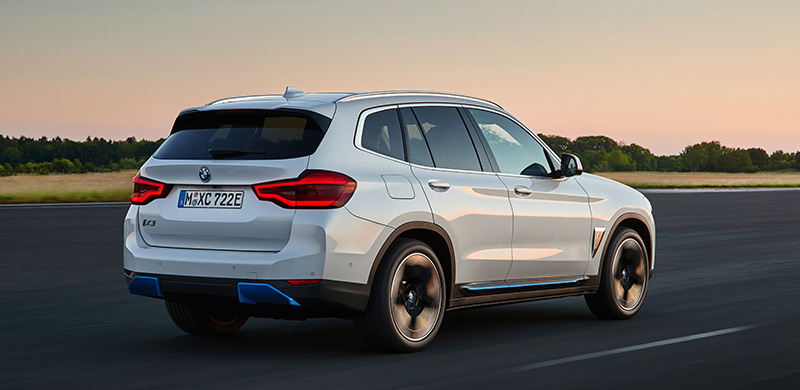 BMW iX3 2021 trasero