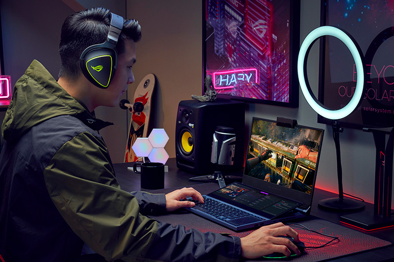 ROG ScreenPad Plus Zephyrus Duo 15