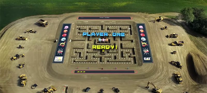 Caterpillar PAC-MAN vida real