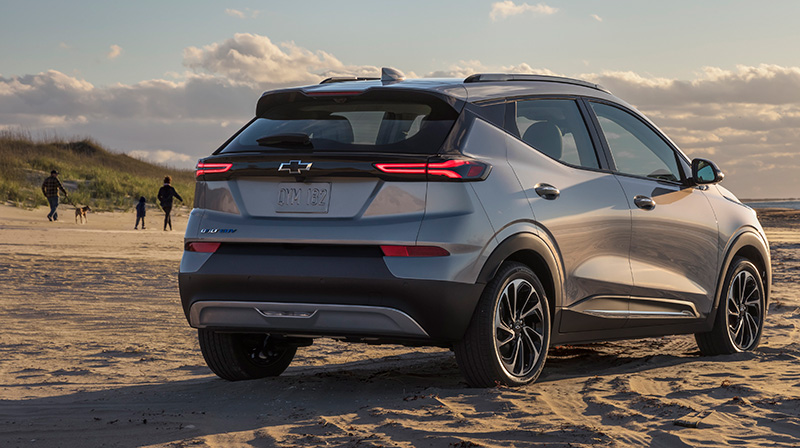 Chevrolet Bolt EUV trasera