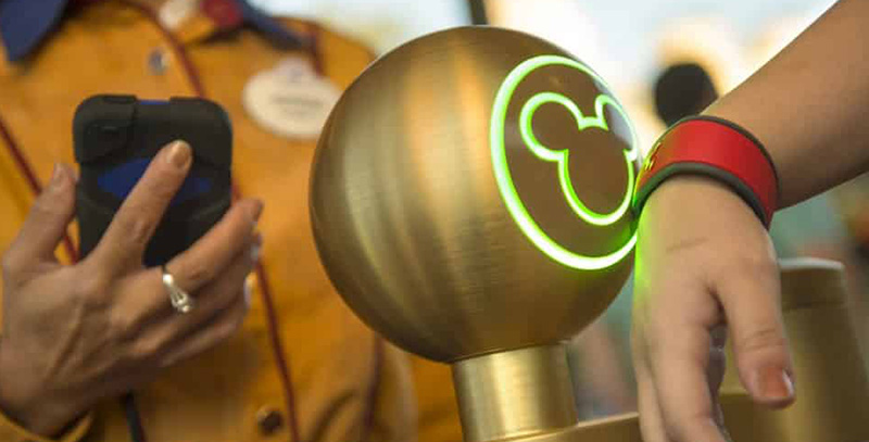 Disney MagicMobile - MagicBand