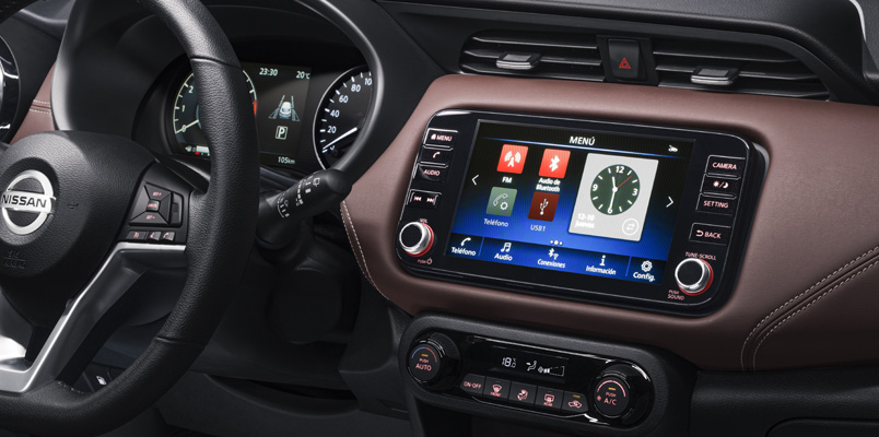 NissanConnect Services Nissan Kicks interior
