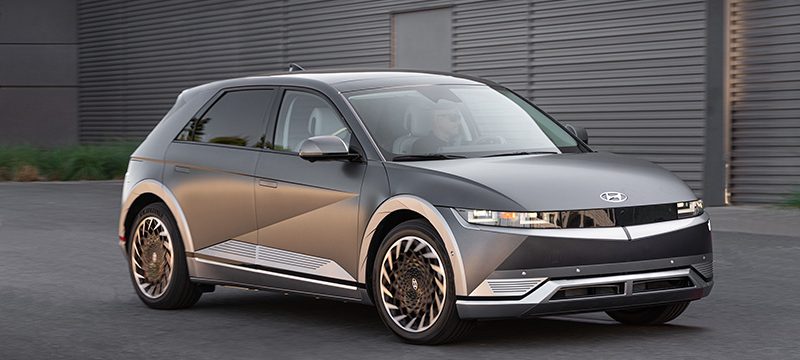 IONIQ 5 CUV frontal costado