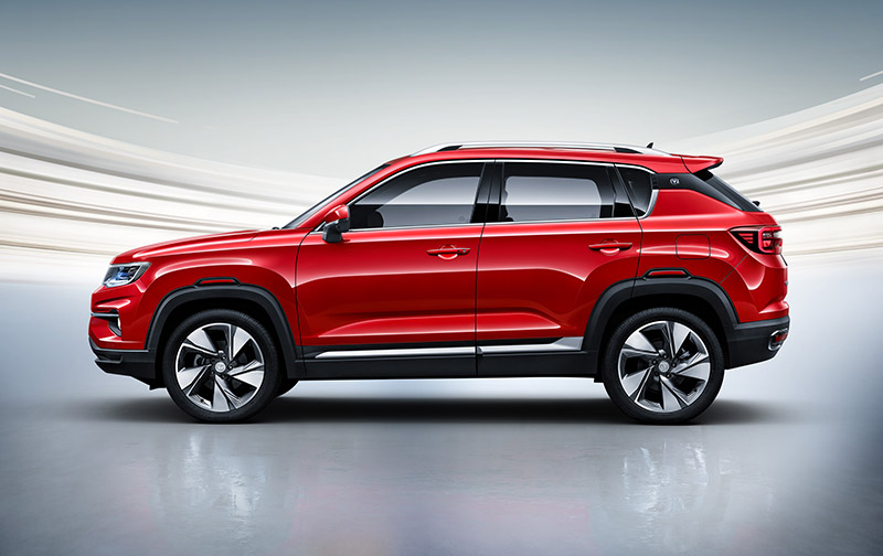 Changan CS35 Plus 2022 lado izquierdo