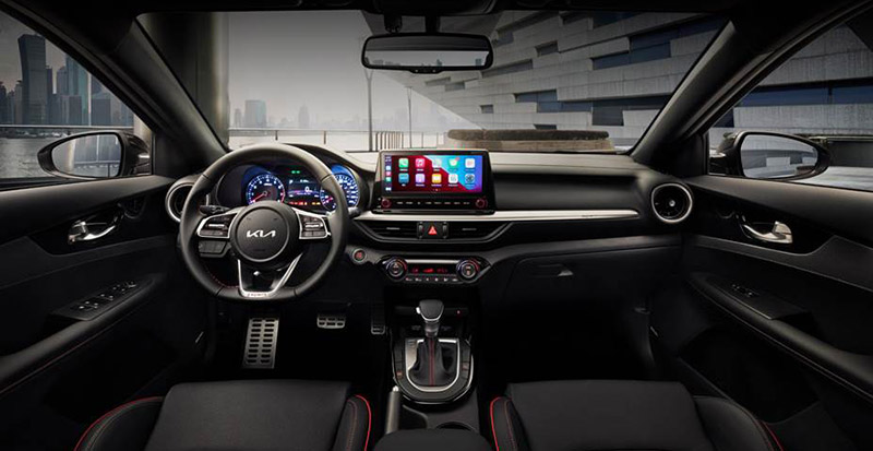 KIA Forte hatchback 2022 interior