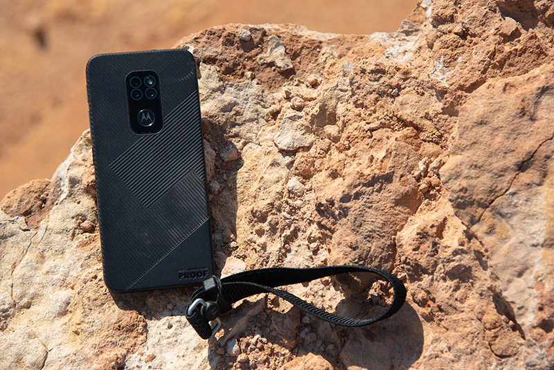 Motorola Defy ventajas uso rudo arena