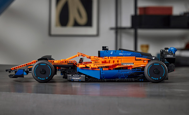 LEGO Technic McLaren Formula 1 lado