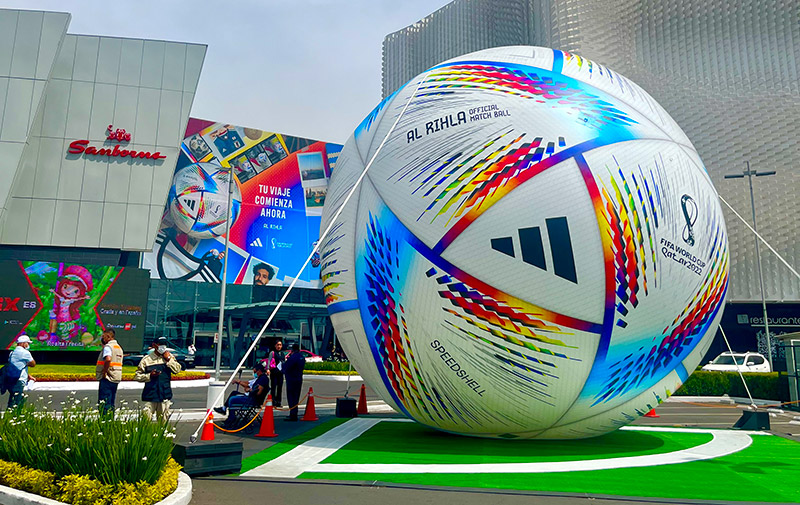 Al Rihla, el balón de la Copa Mundial de la FIFA 2022, en México