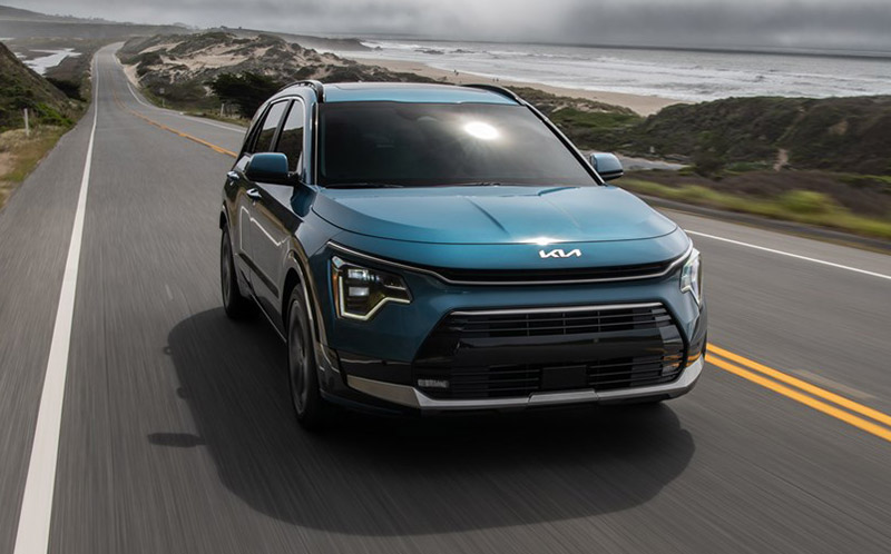 KIA Niro 2023 con tres trenes motrices electrificados muy eficientes