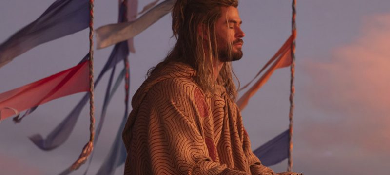 Nuevo tráiler y póster de Thor Love and Thunder con Christian Bale
