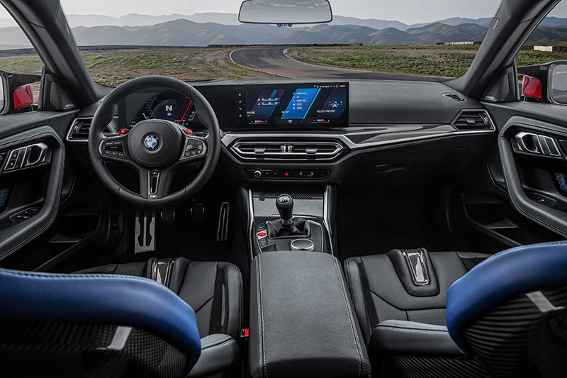 BMW M2 Coupé 2023 interior