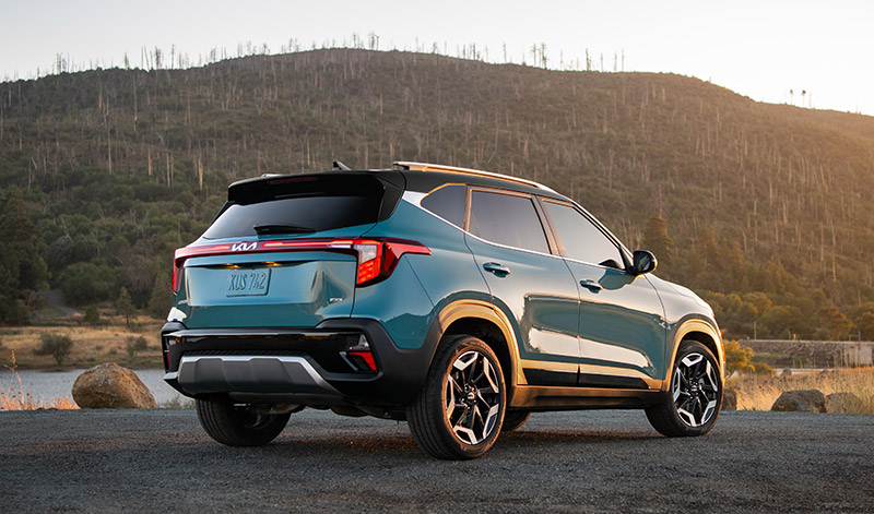 Kia Seltos 2024 trasera