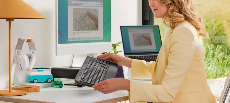 Logitech K650 Signature