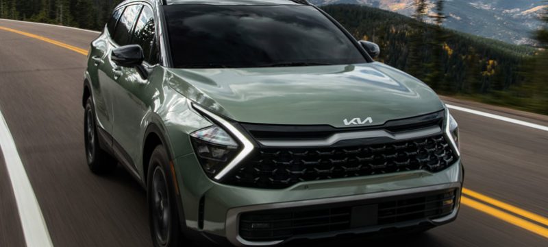 Kia Sportage 2023 frontal verde