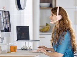 Logitech H390 y Logitech Brio 300