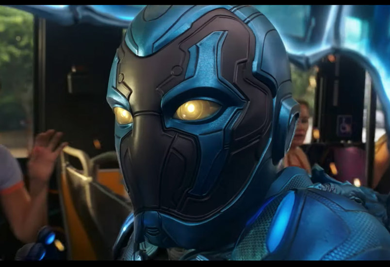 Blue Beetle trailer abril