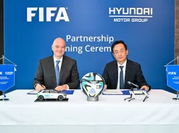 Kia y Hyundai FIFA 2030