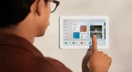 Amazon presenta Echo Hub para mejorar tu hogar inteligente con Alexa
