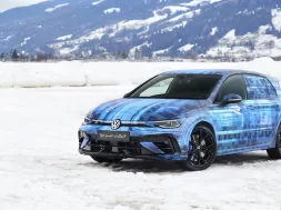 El-nuevo-Golf-R-Race-de-Zell-am-See