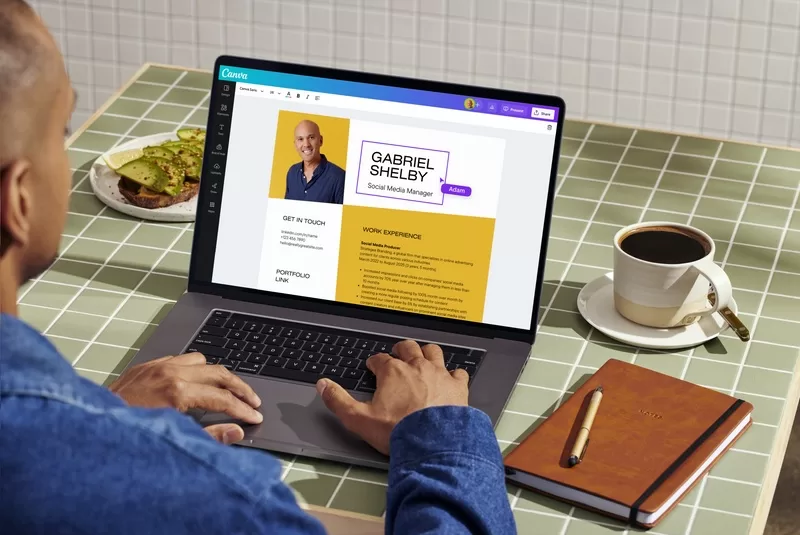 Estudio Canva currículums