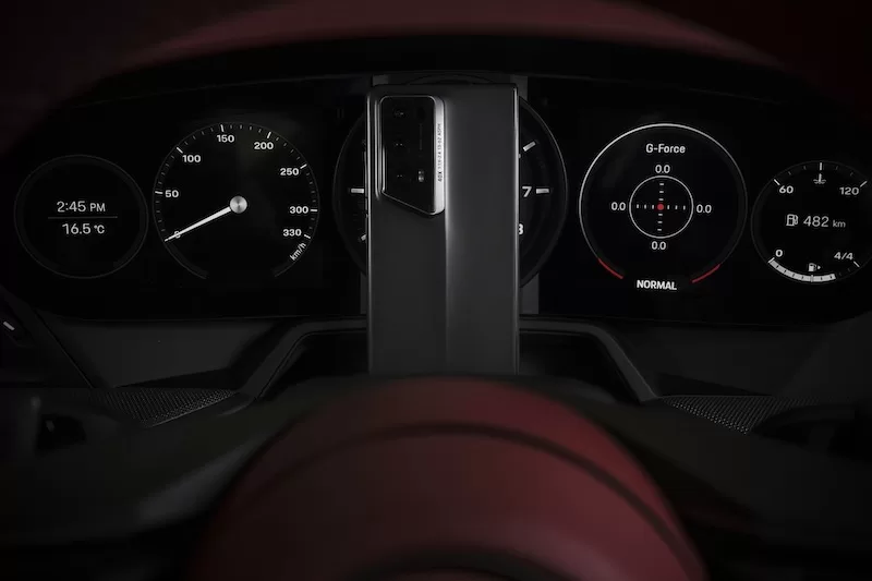 Porsche Design Honor Magic V2 RSR Porsche