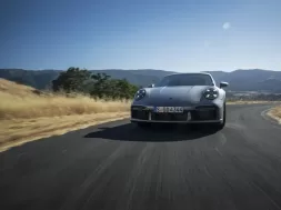 Porsche 911 Turbo 50 Años frente
