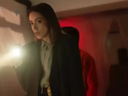 Chloe Bennet Misterio en Chinatown
