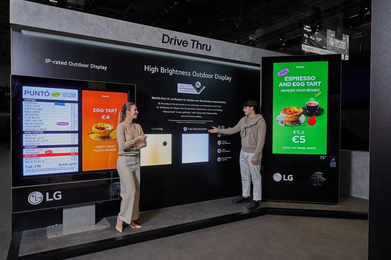 LG 2025 señalización Drive Thru