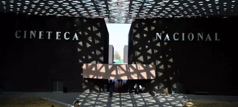 Primeros pasos de grandes maestros Sala LG OLED