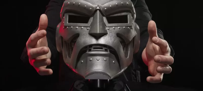 Casco Doctor Doom Hasbro Marvel Legends