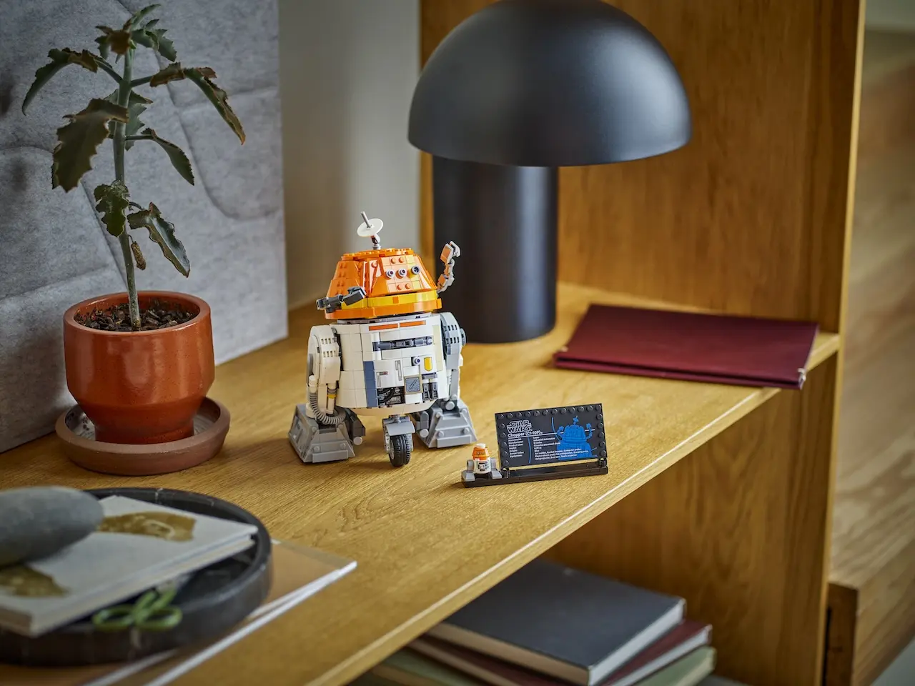 LEGO Star Wars Chopper (C1-10P)