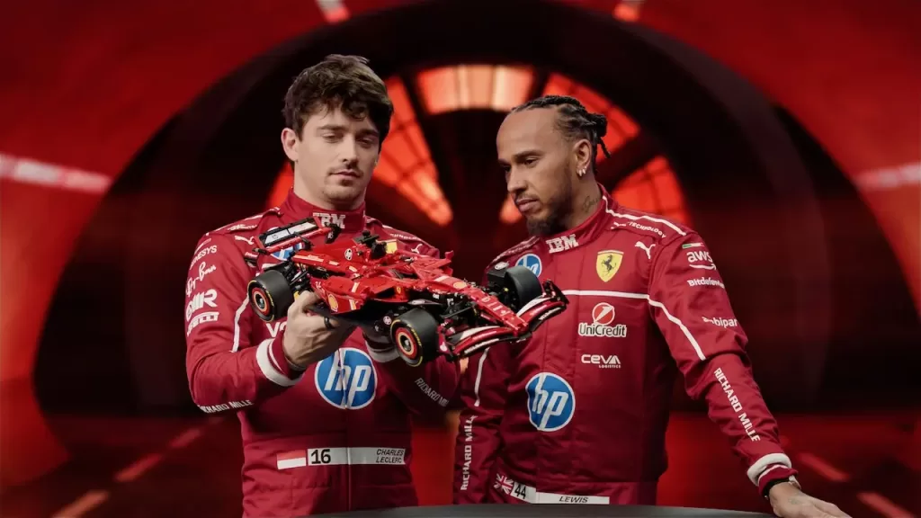 LEGO Technic Ferrari SF-24 Hamilton Leclerc