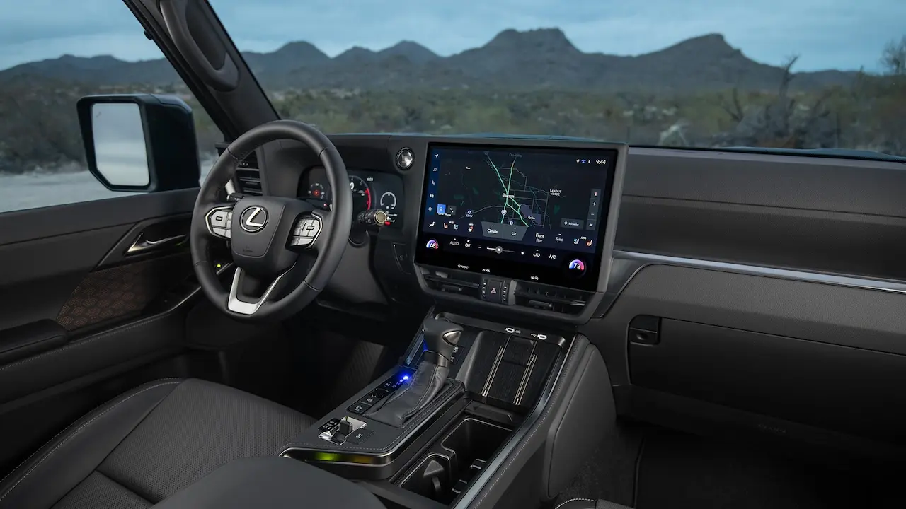 Lexus GX 550 interior