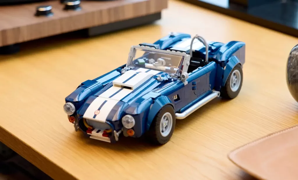 LEGO Icons Shelby Cobra 427 S/C