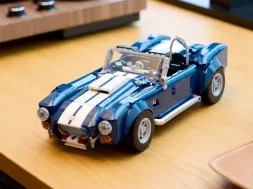 LEGO Icons Shelby Cobra 427 S/C