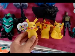 Toy Hunting DroidCole